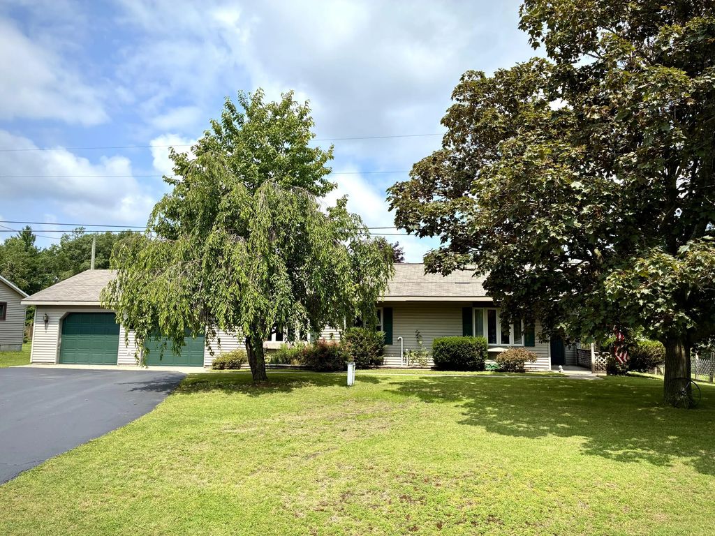 1774 E Nicholson Hill Road, Ossineke