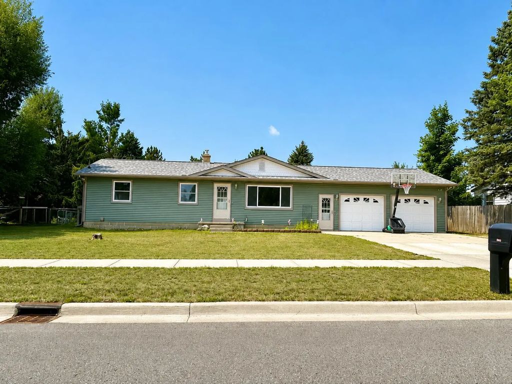 809 Clover Drive, Gaylord
