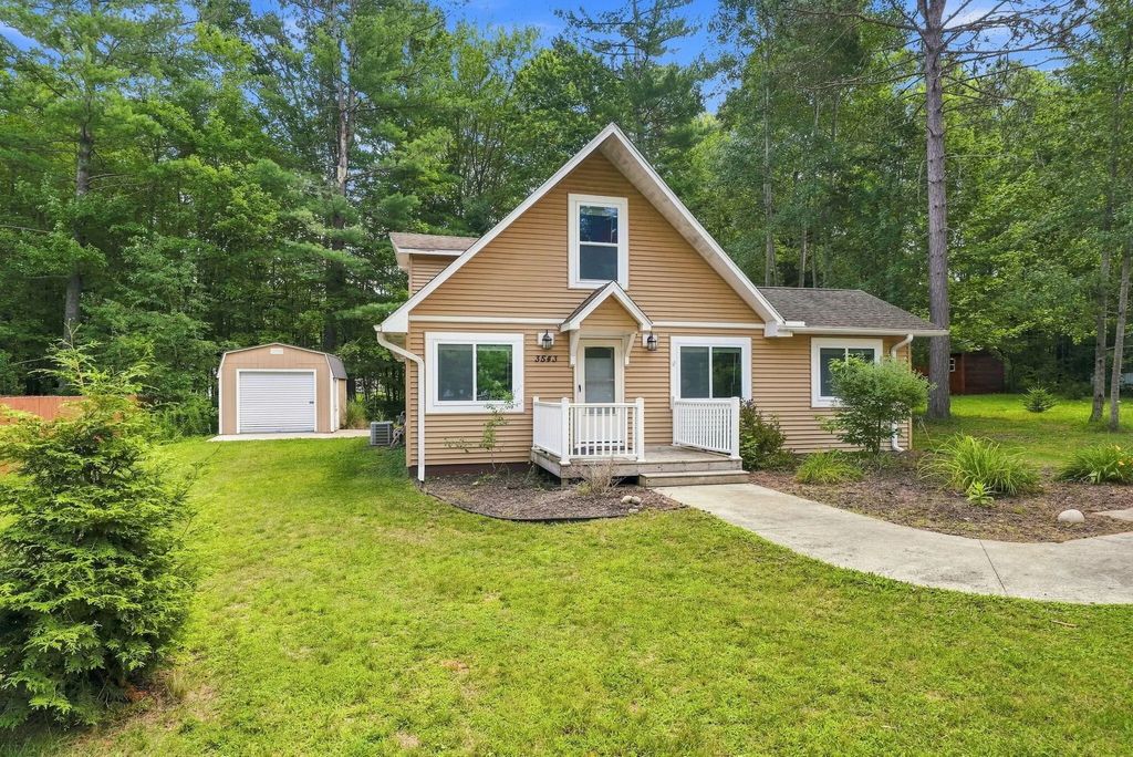 3543 S Loxley Road, Houghton Lake
