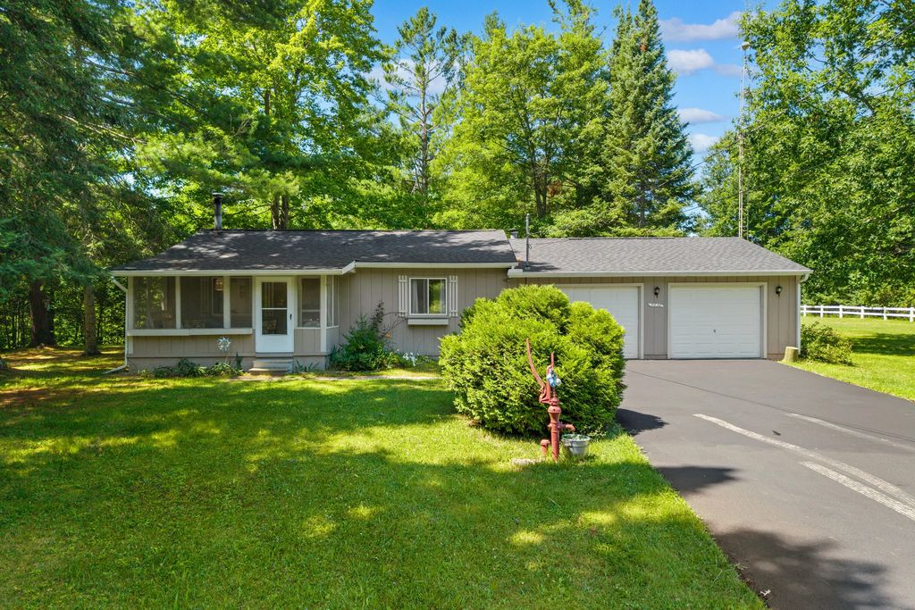 3610 Apache Trail, Glennie
