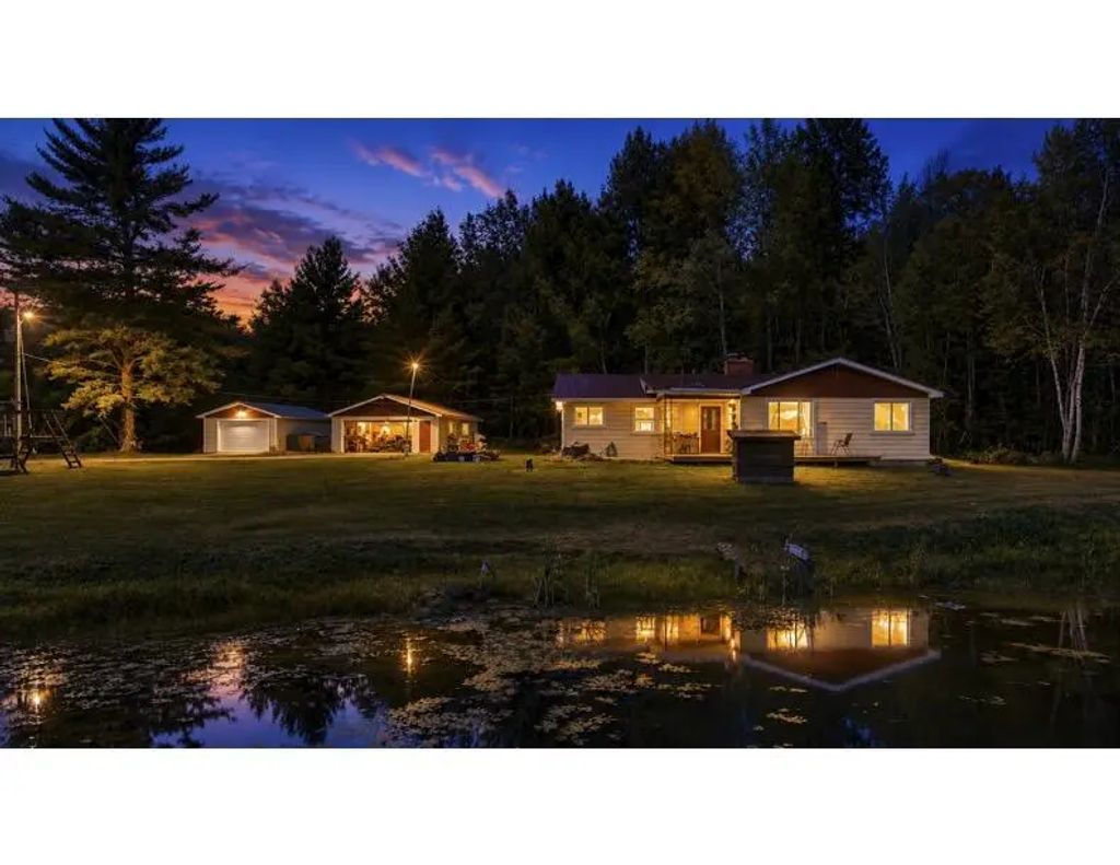 573 Gregory Drive, West Branch
