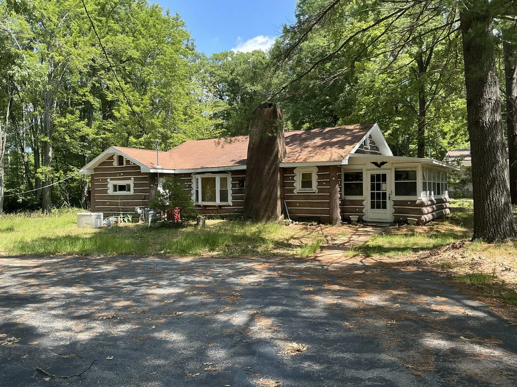 9455 County Road 487, Atlanta