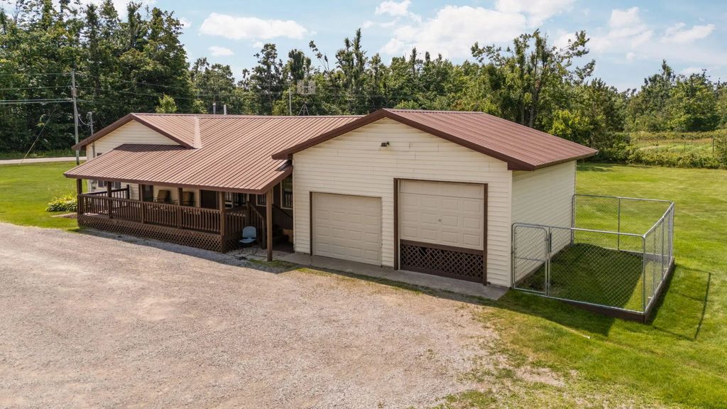 3288 Hallenius Road, Gaylord