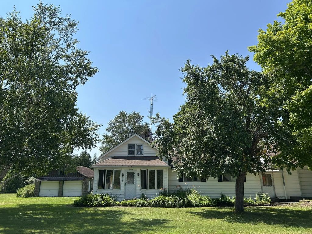 3892 Brevort Lake Road, Moran