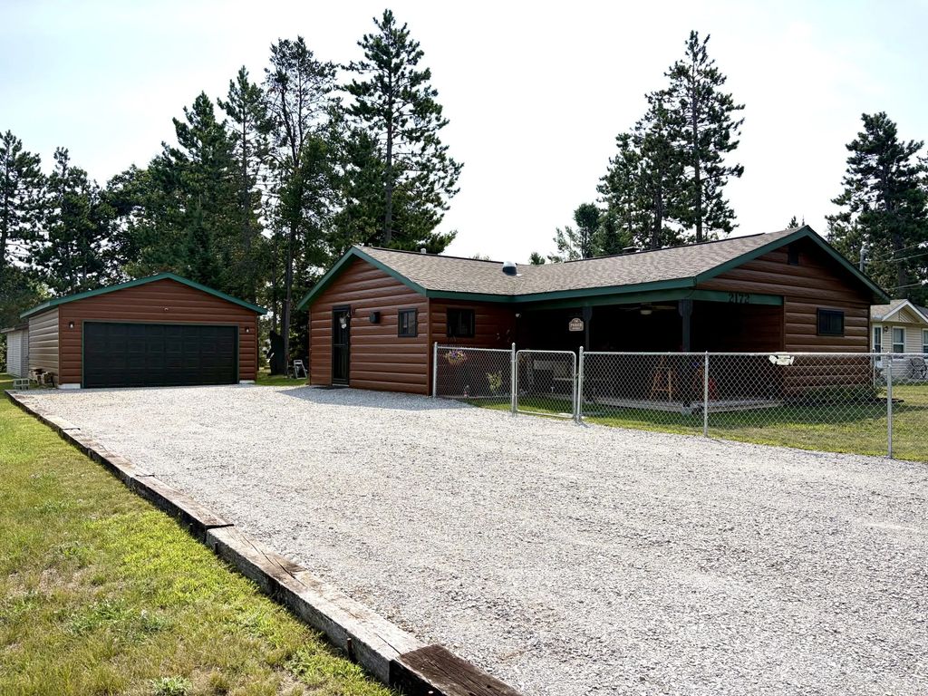 2172 Voyager Street, St. Helen