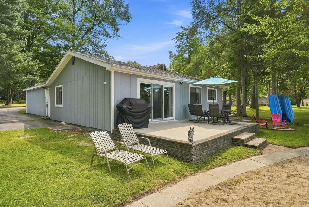 3056 Woodcock Way, Prudenville