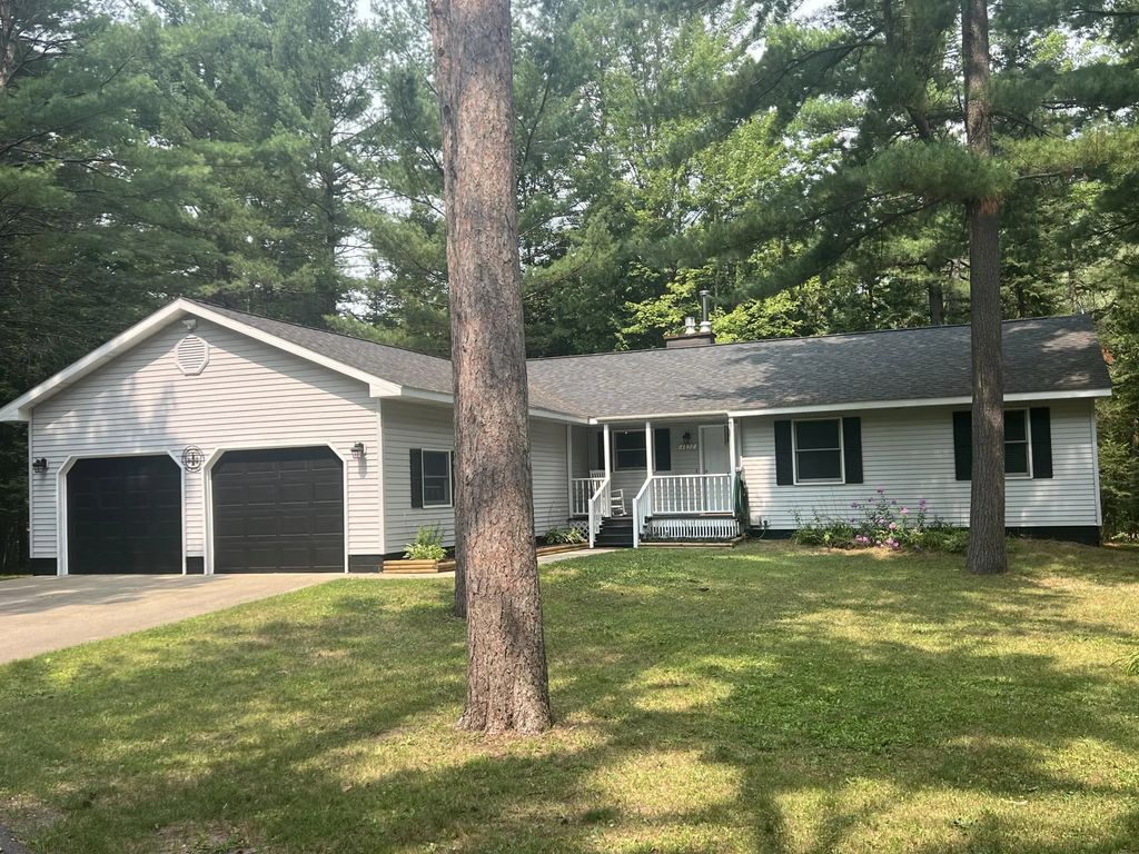 4832 Gierke Road, Grayling