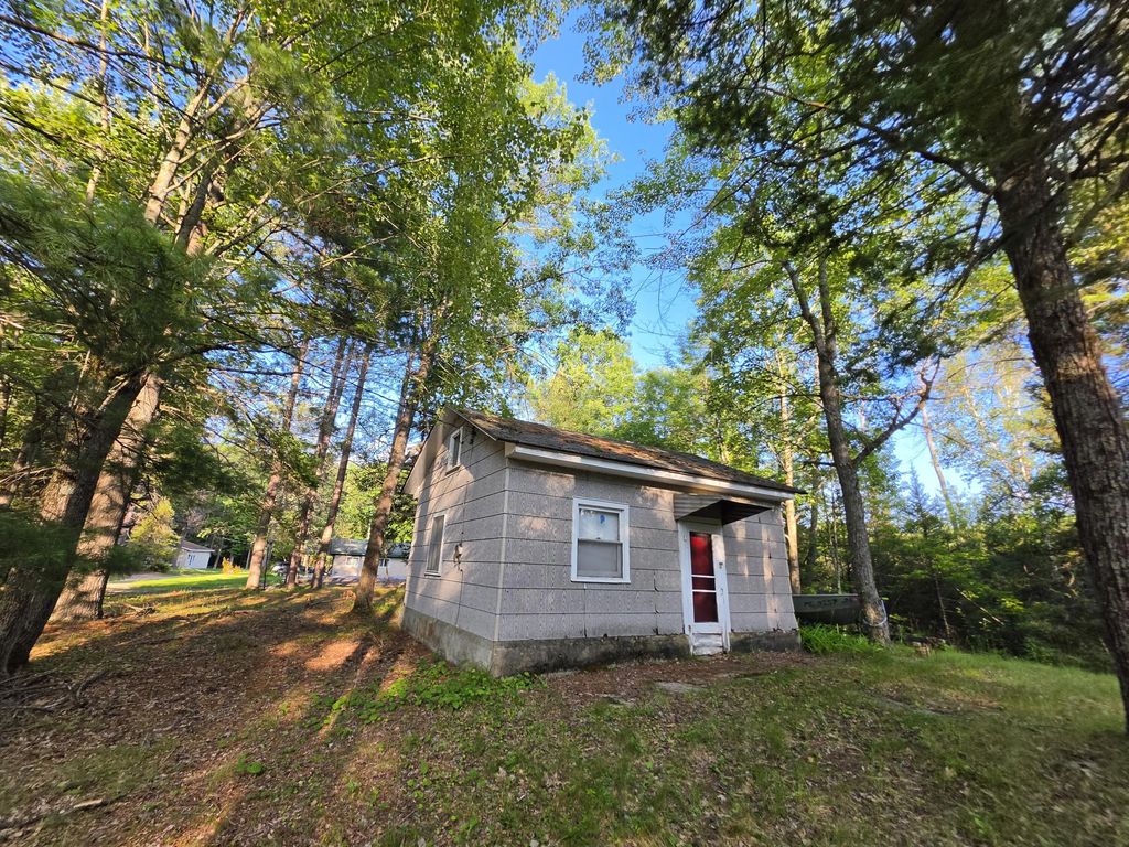1397 Rainbow Park Trail, Mio