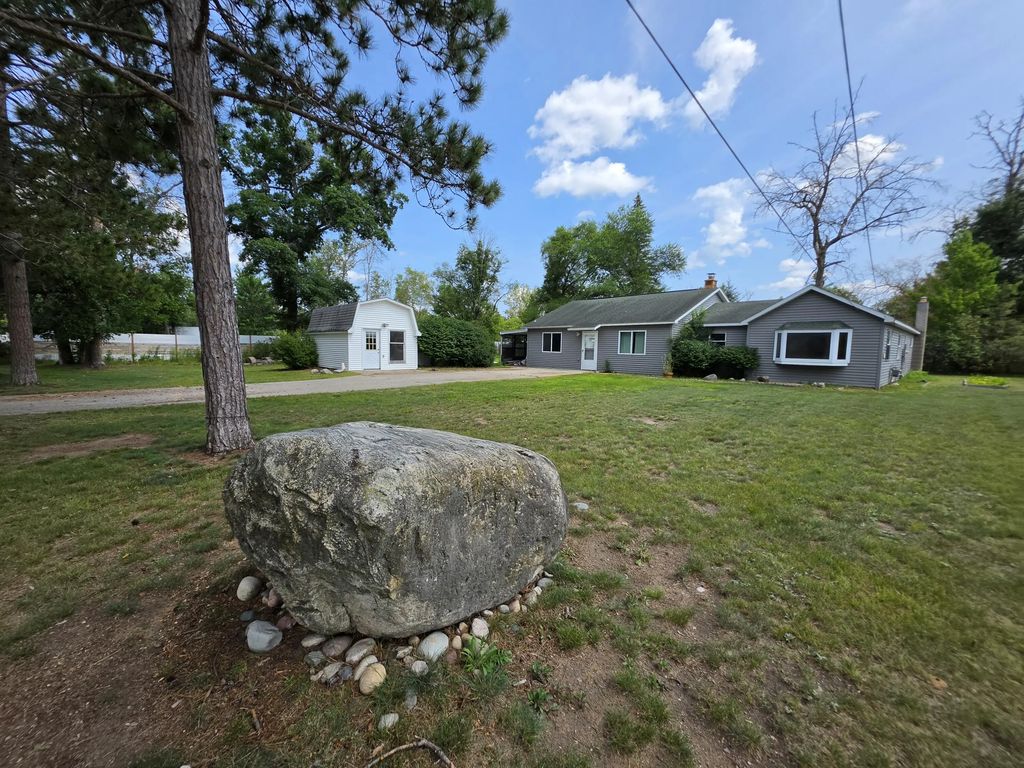 408 Spruce Street, Mio