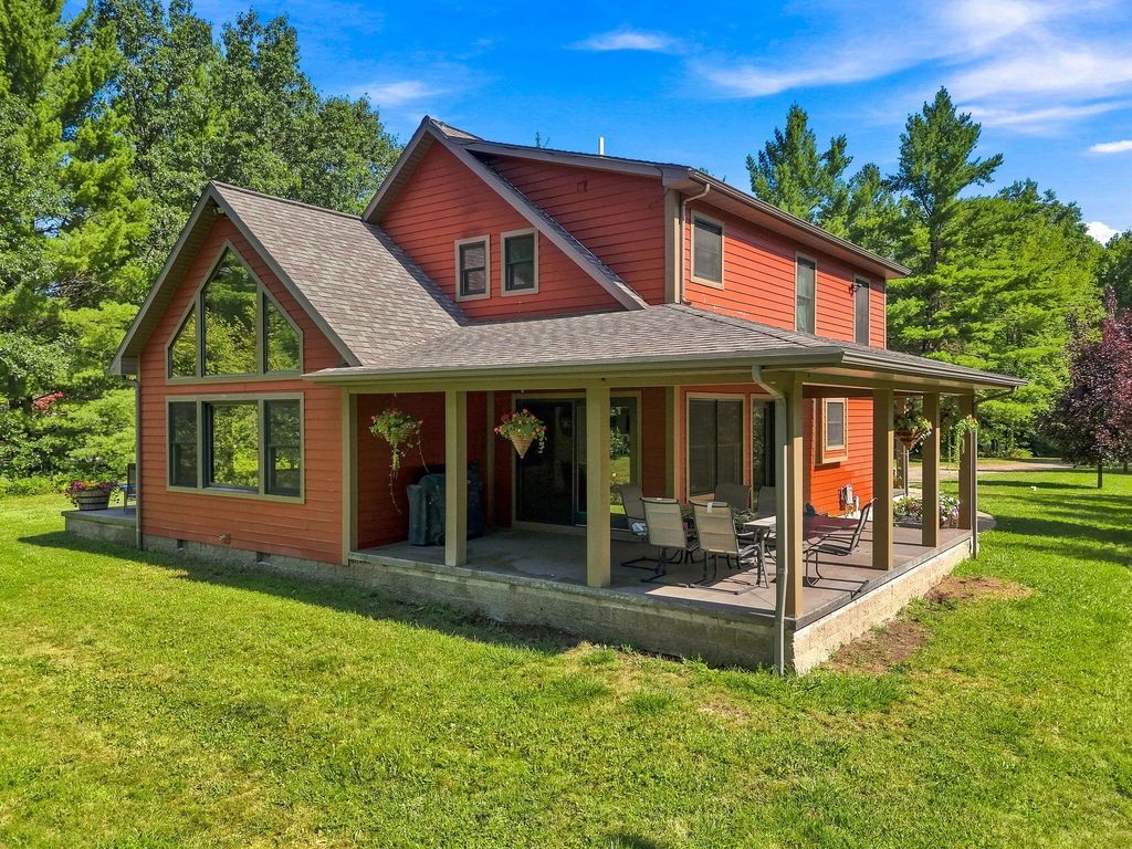 2740 S Loxley Road, Houghton Lake