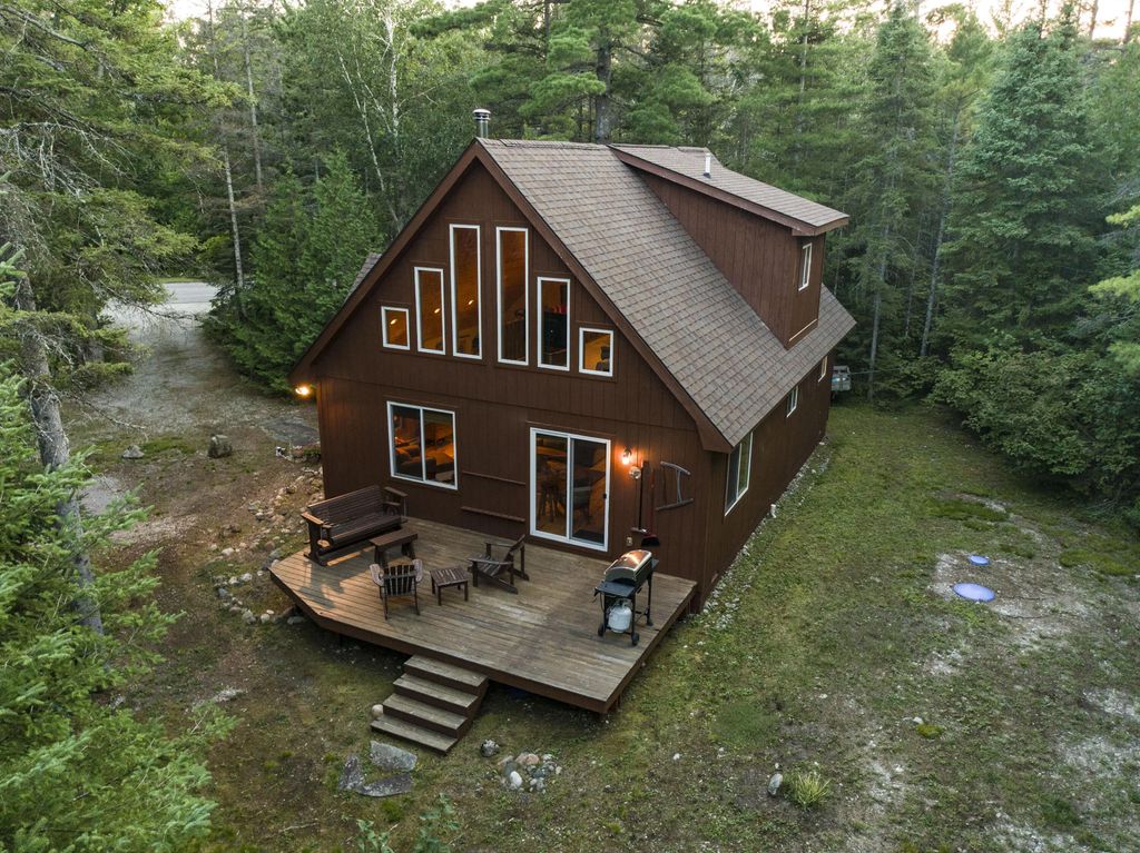 17287 Balsam Circle, Presque Isle