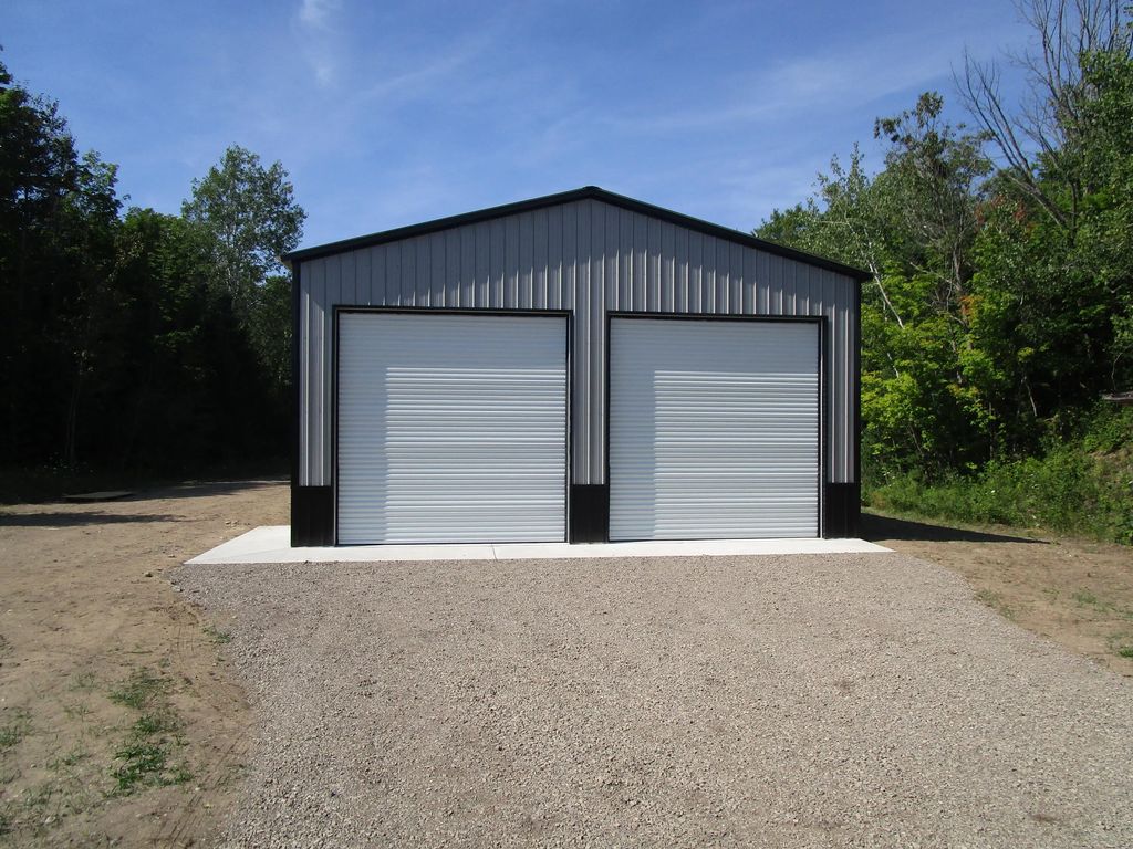 6812 Levering Road, Cheboygan