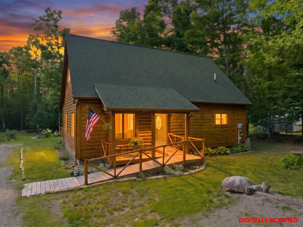 5423 Reynolds Road, Cheboygan