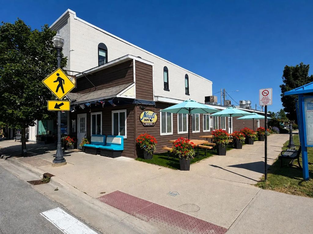 330 N Main Street, Cheboygan