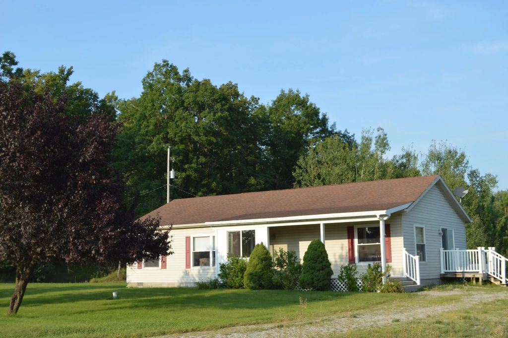240 Davis Road, Mio