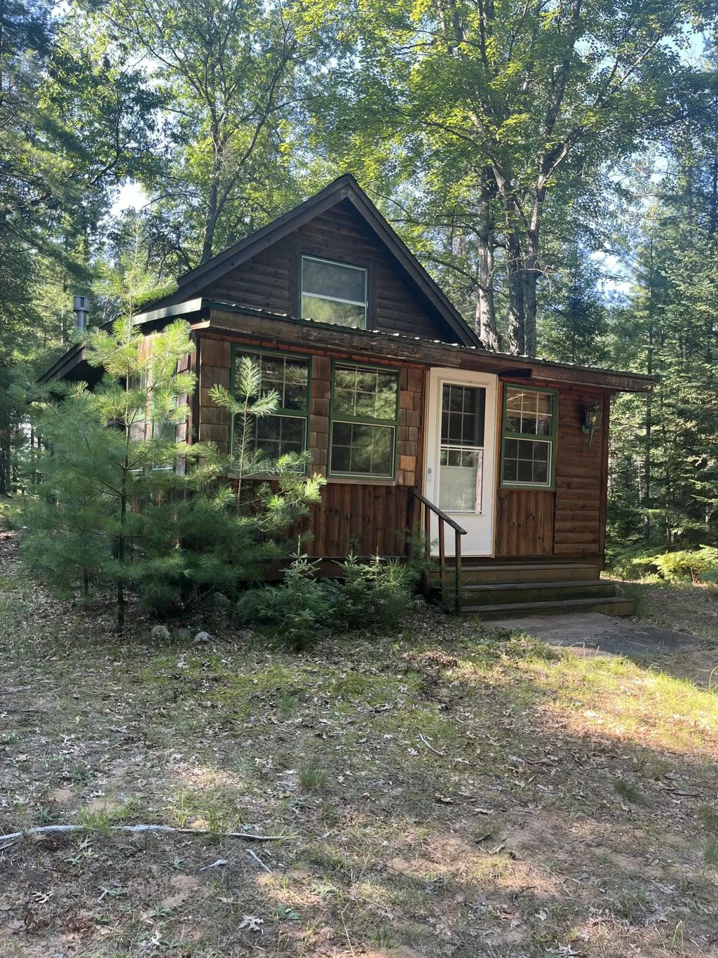 2107 S Wakeley Bridge Road, Grayling