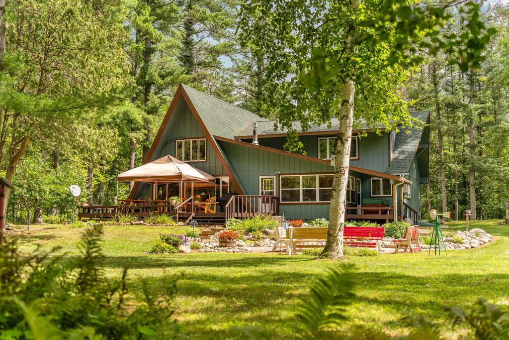 8869 Norsable Pines Trail, Grayling