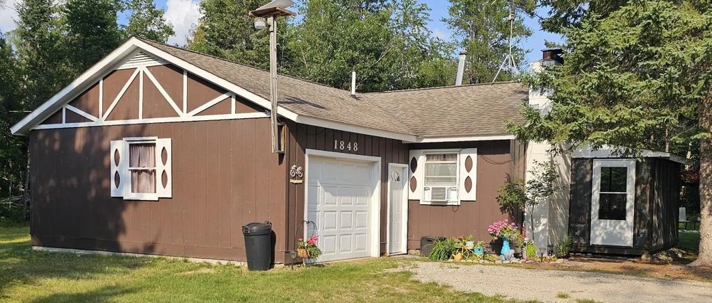 1848 Cherry Creek Road, Grayling