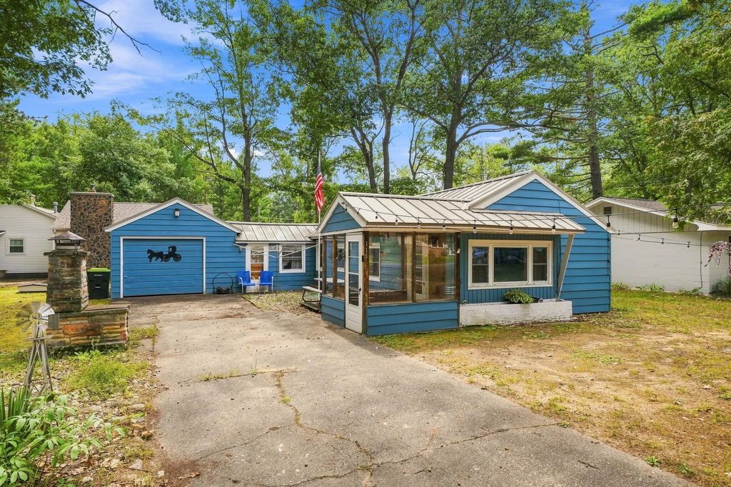 115 Swanson Avenue, Roscommon