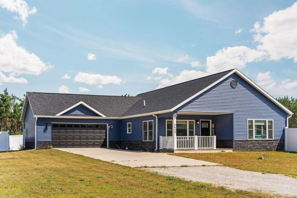 4400 Burdo Road, Gaylord