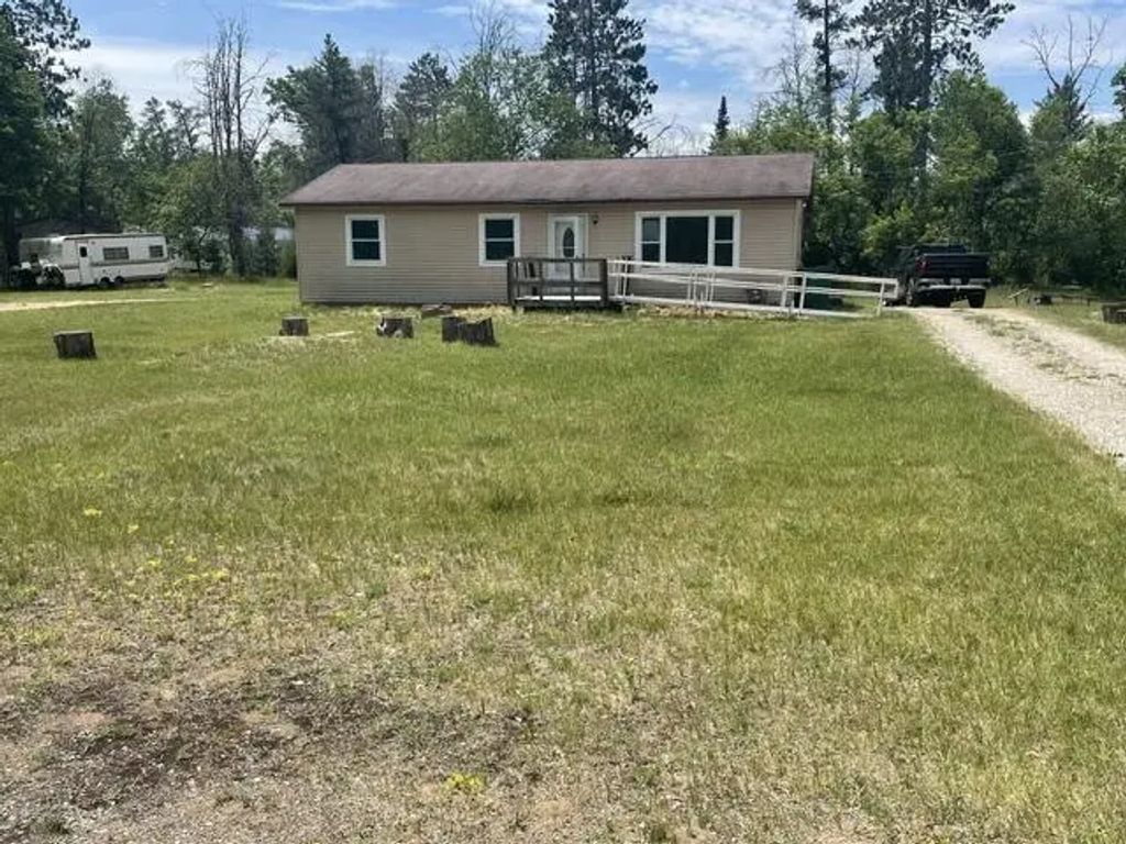 512 Wyckoff Drive, Roscommon