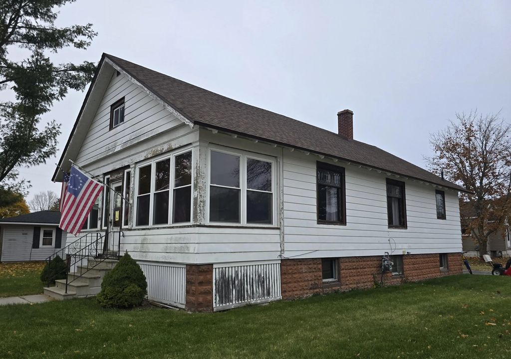 728 S 8th Avenue, Alpena