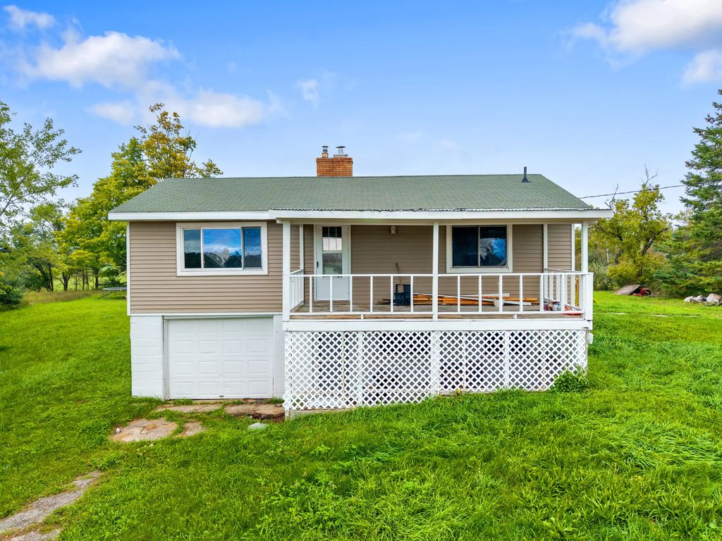 12382 Carney Road, Lachine