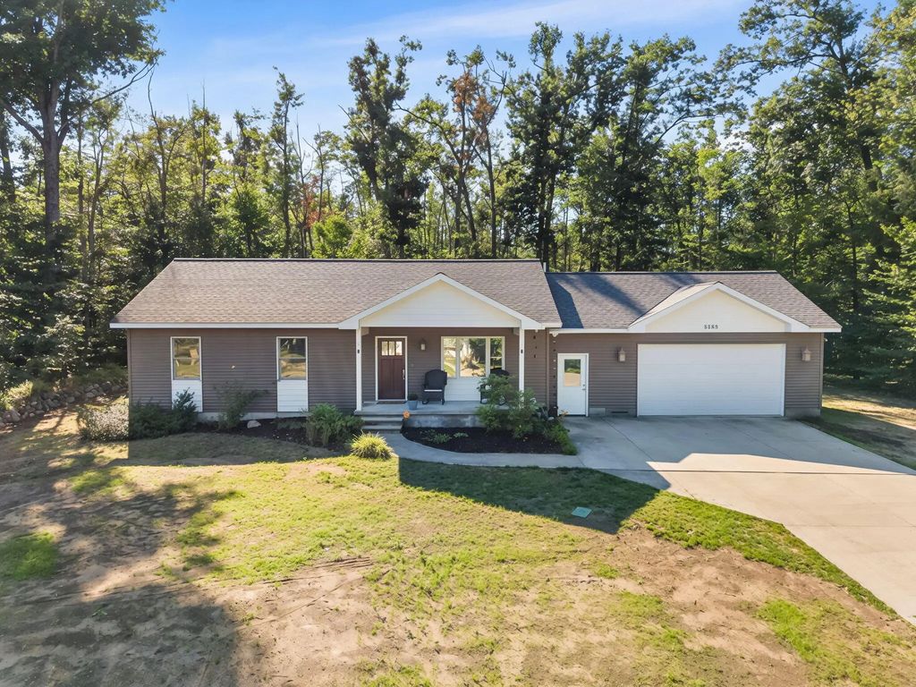 5568 Blackfoot Court, Gaylord