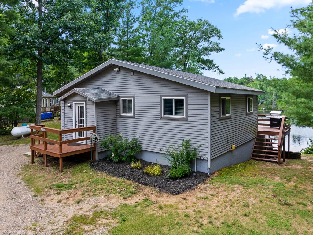 5334 Seneca Trail, Gaylord