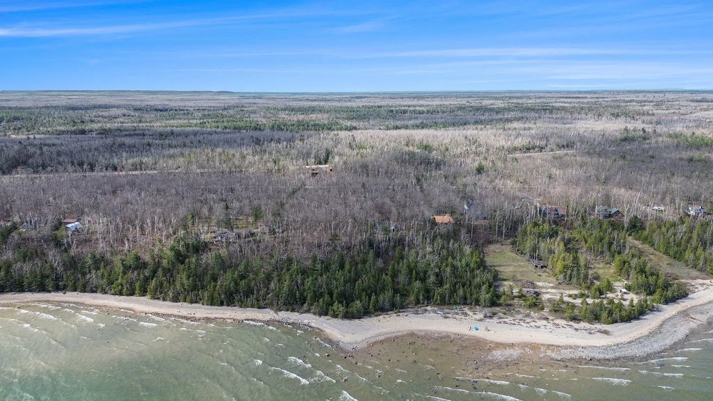 11619 Mackinaw Straits Drive, Cheboygan
