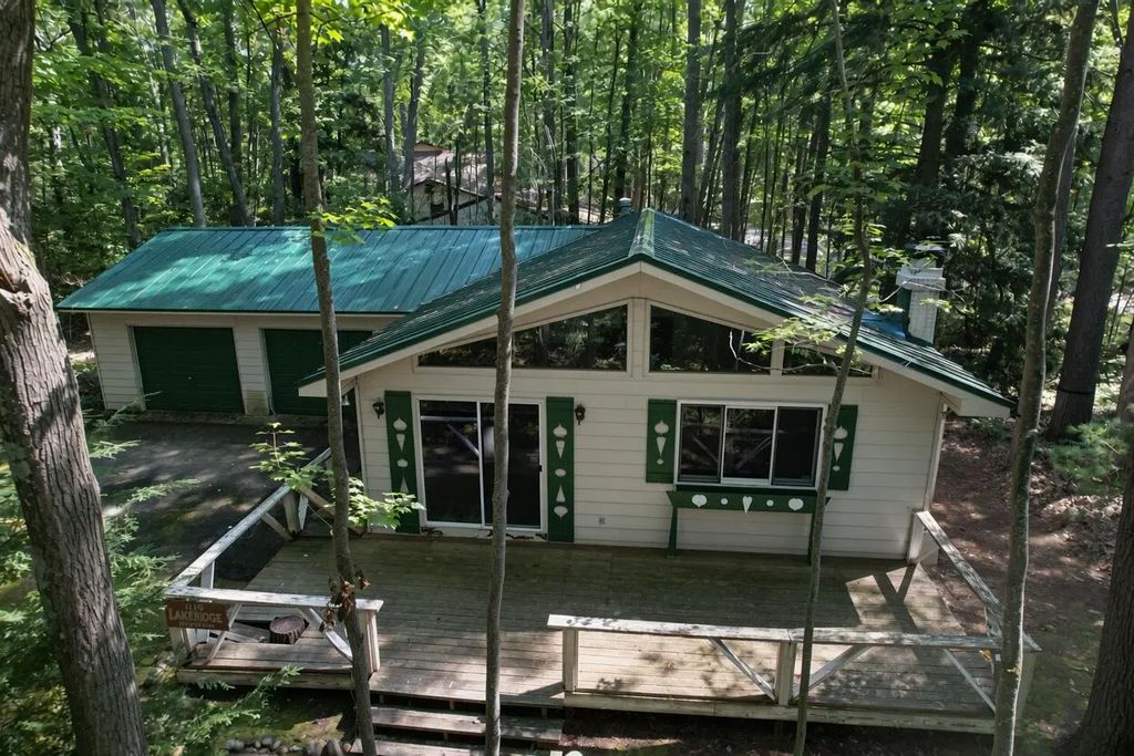 1119 Lake Ridge Drive, Gaylord