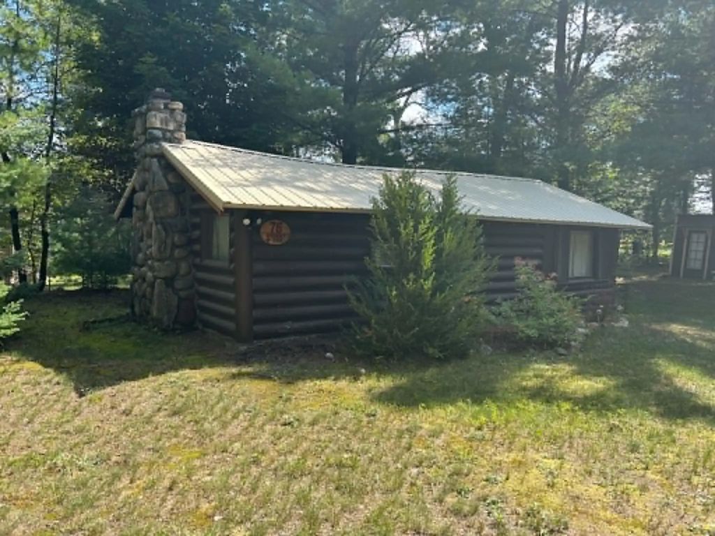 76 E Cherry Creek Road, Mio