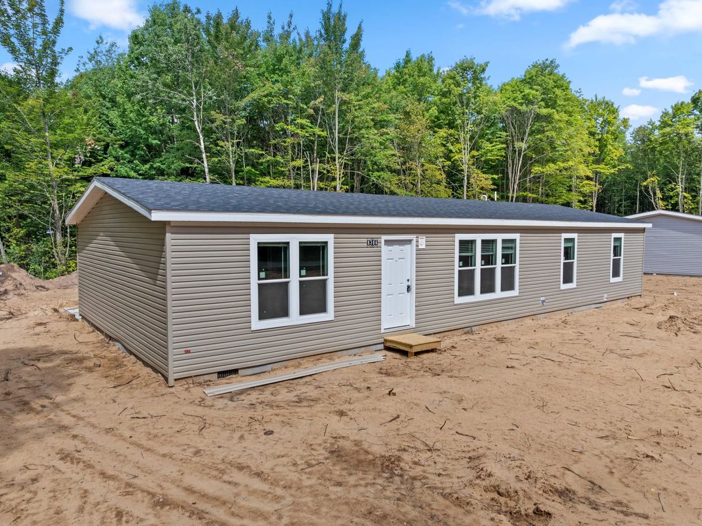 8386 Merrimon Court, Mancelona