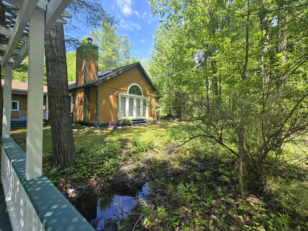 2115 Drummond Road, Alger