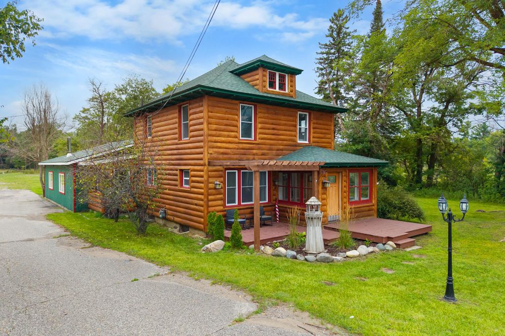 701 N Morenci Avenue, Mio