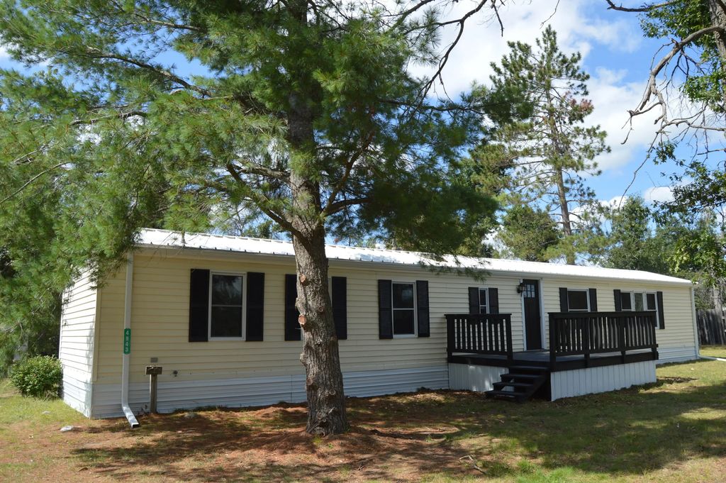 4943 S Stickfort Road, Lewiston