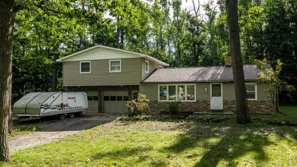 3127 Otsegoland Drive, Gaylord