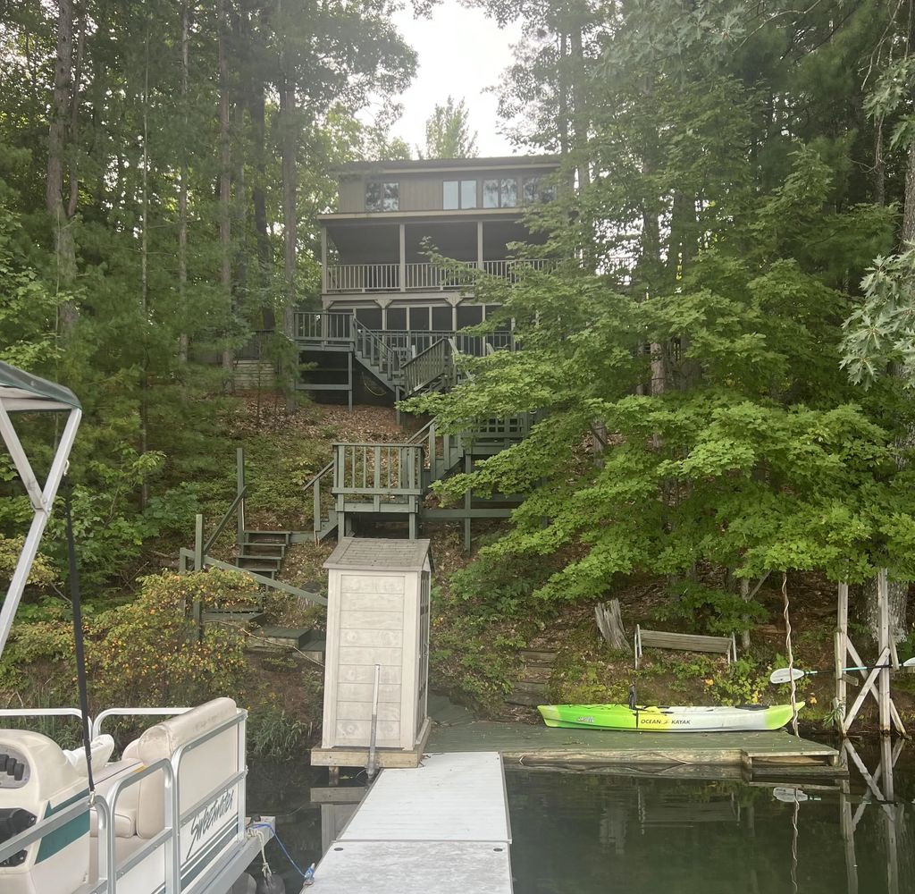 10903 Black Bear Road, Kalkaska