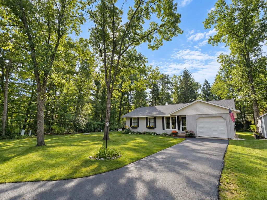 6891 Elmwood, Indian River