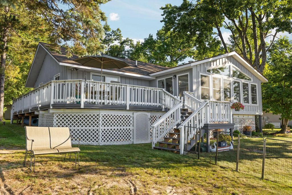 3931 Lakeside Court, Gaylord