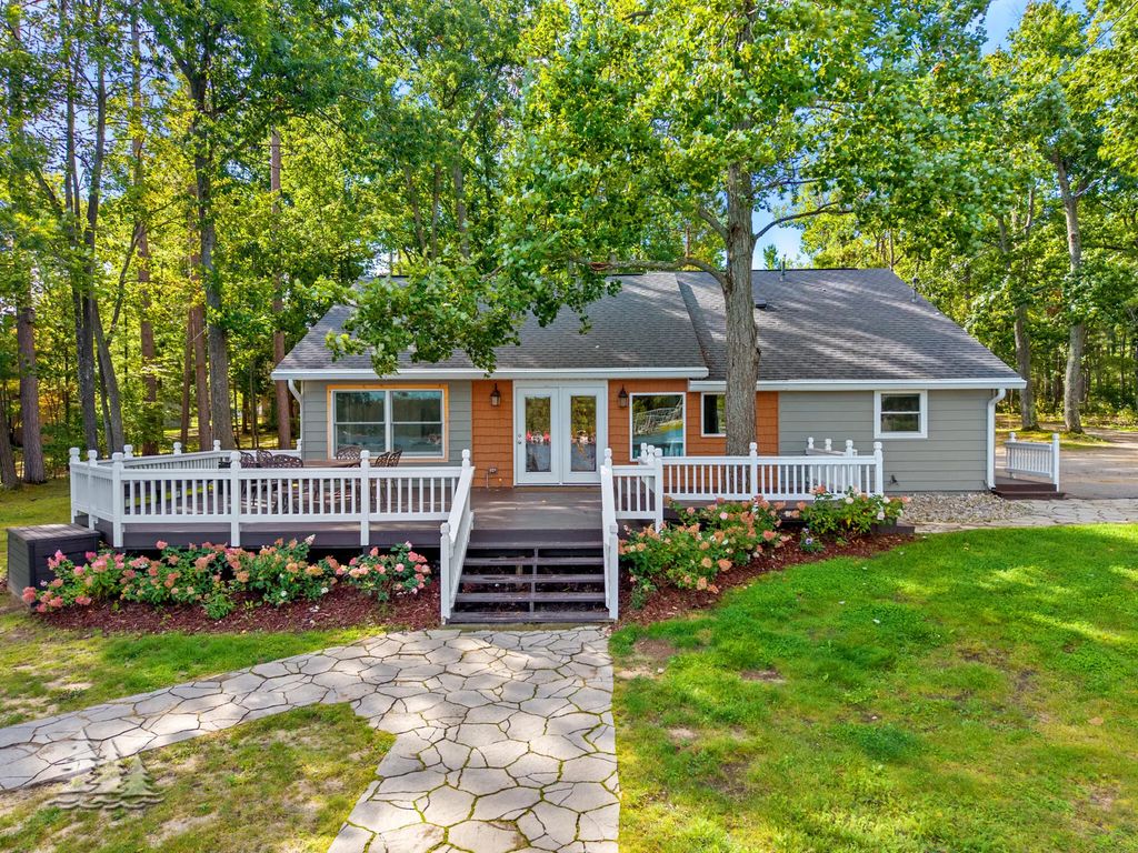 2255 Fleming Road, Lewiston