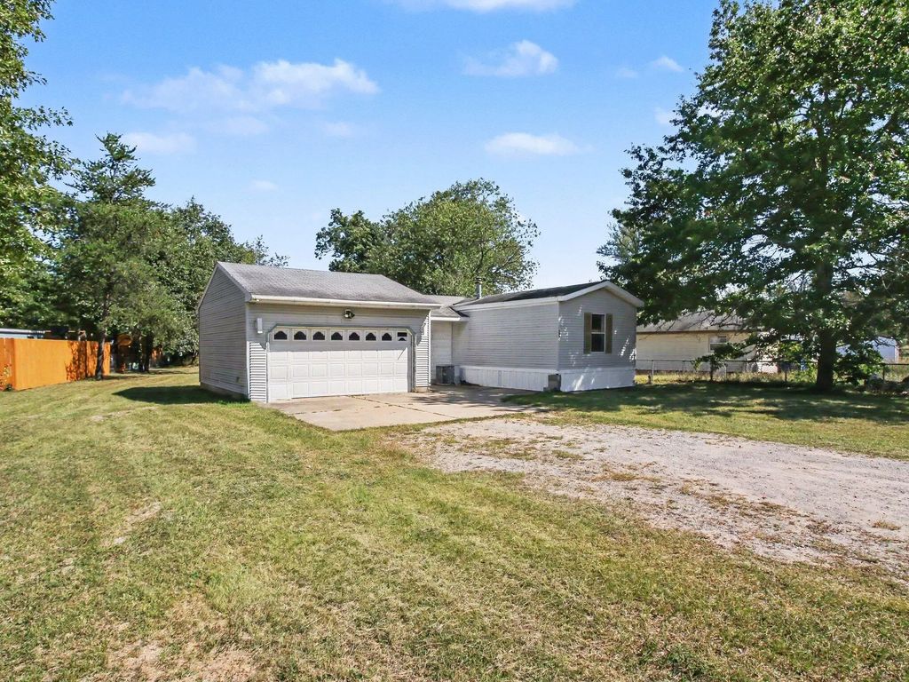104 Jason Place, Grayling