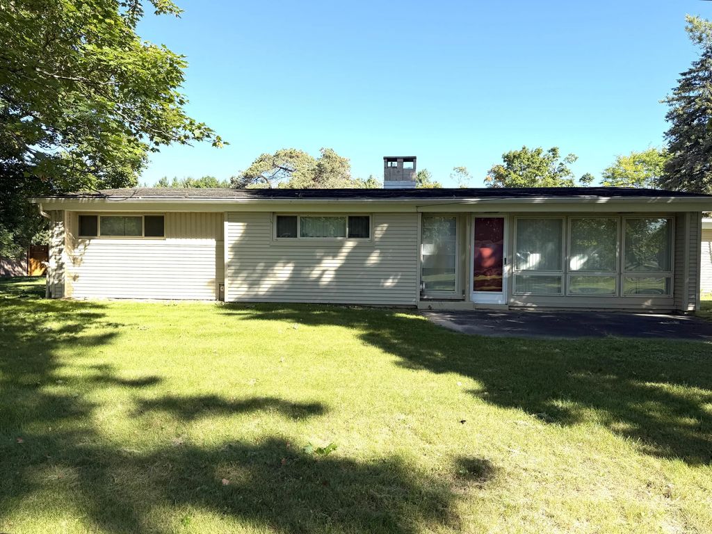 138 Gilchrist Avenue, Alpena