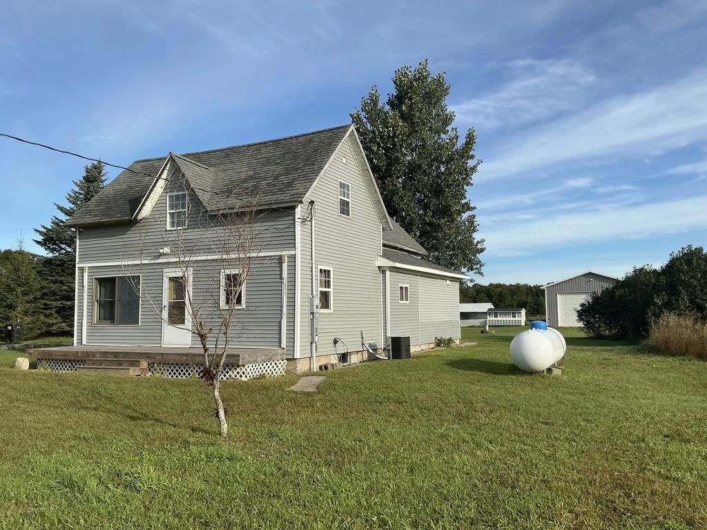 4763 Kniss Road, Kalkaska