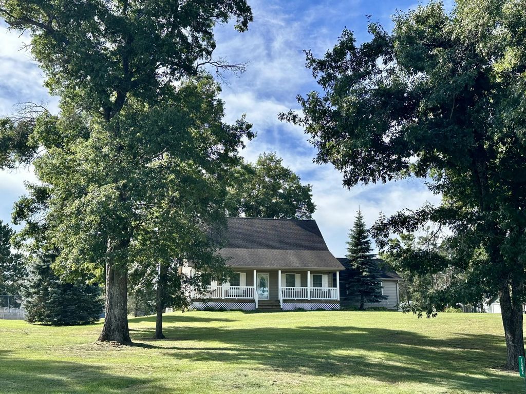 1202 Lakeview Drive, Mio