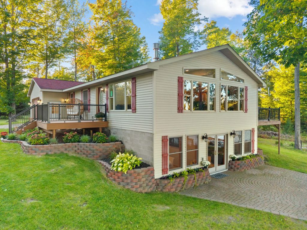 3341 &3301 Lake Bluff Drive, Alpena