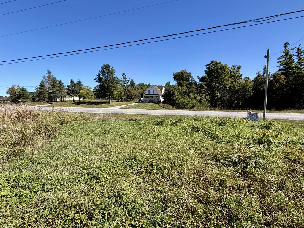 N Straits Highway Parcel 1, Cheboygan