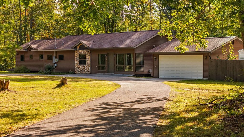 5055 Clubhouse Trail, Gaylord