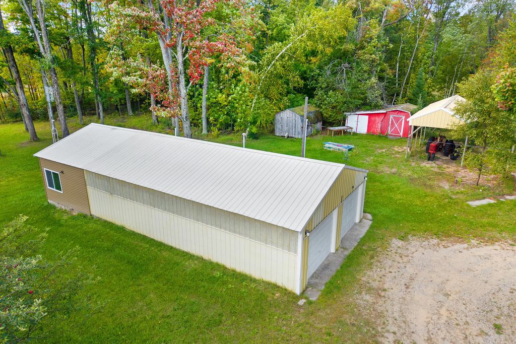1465 W Cherry Creek Road, Mio