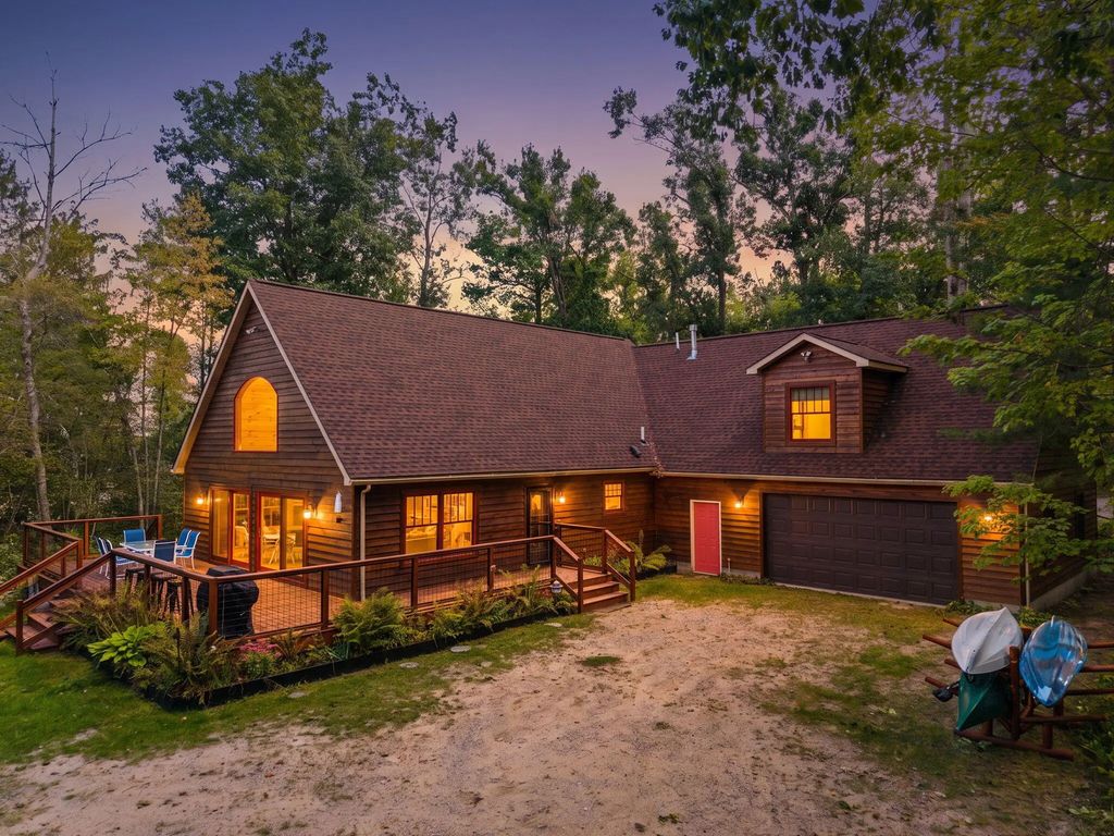 3398 Channel Drive, Lewiston